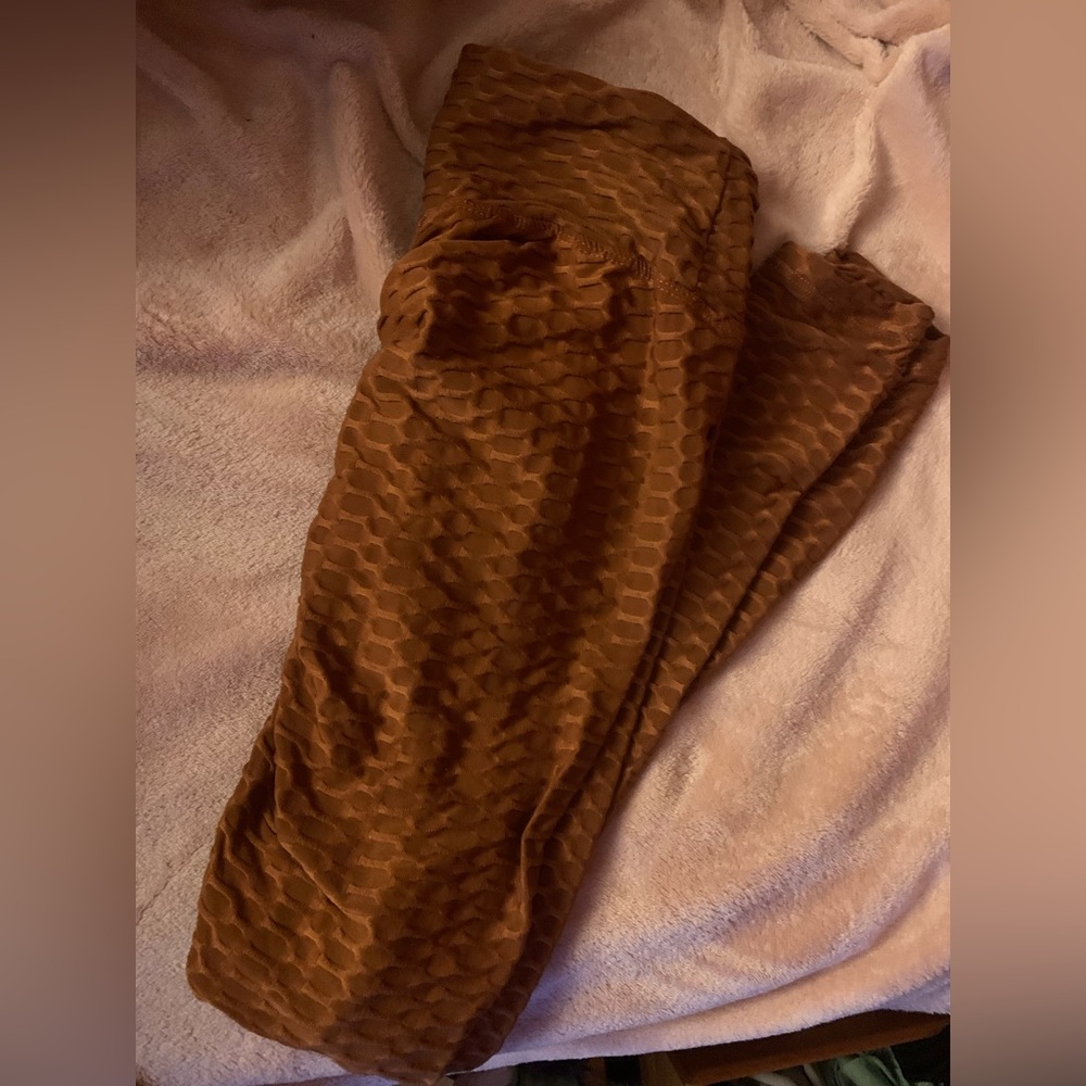 Orange Butt Leggings